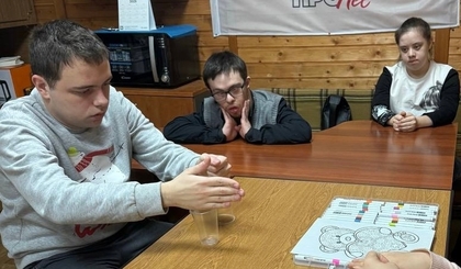 <p>Занятия с психологом. Проект «Новый вектор в профориентации и трудовой адаптации»</p>