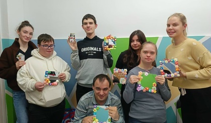 Подарки ко Дню матери своими руками